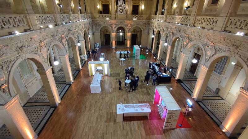 prestation lumière au palais de la bourse de Lyon