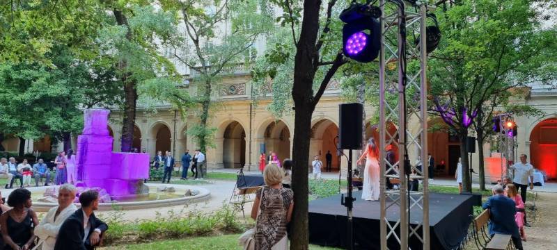 location éclairage en exterieur à Lyon