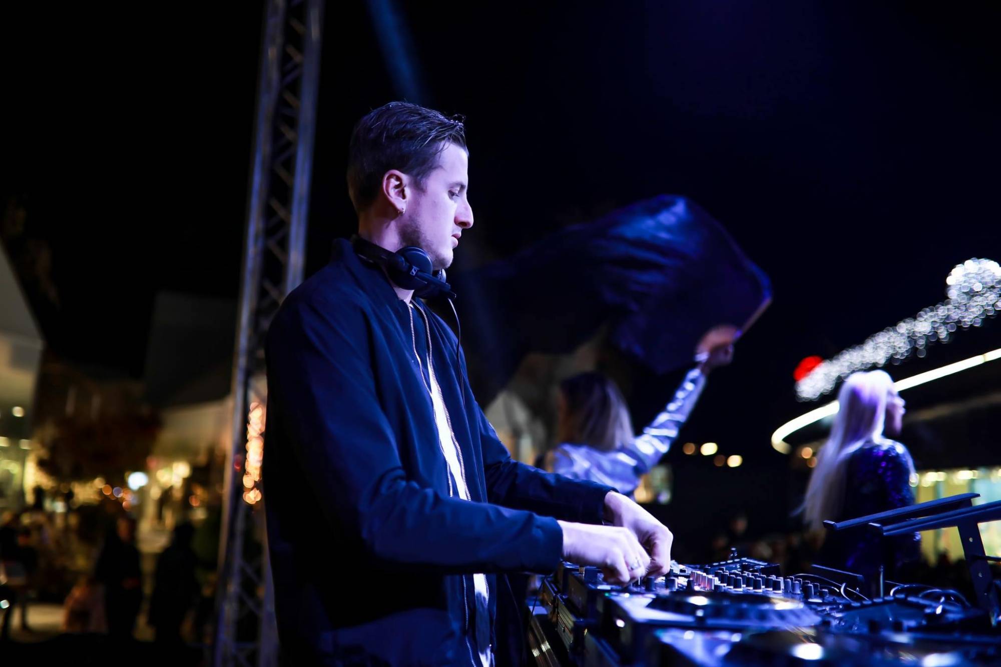 Location Table de mixage DJM 900 nexus à Brignais