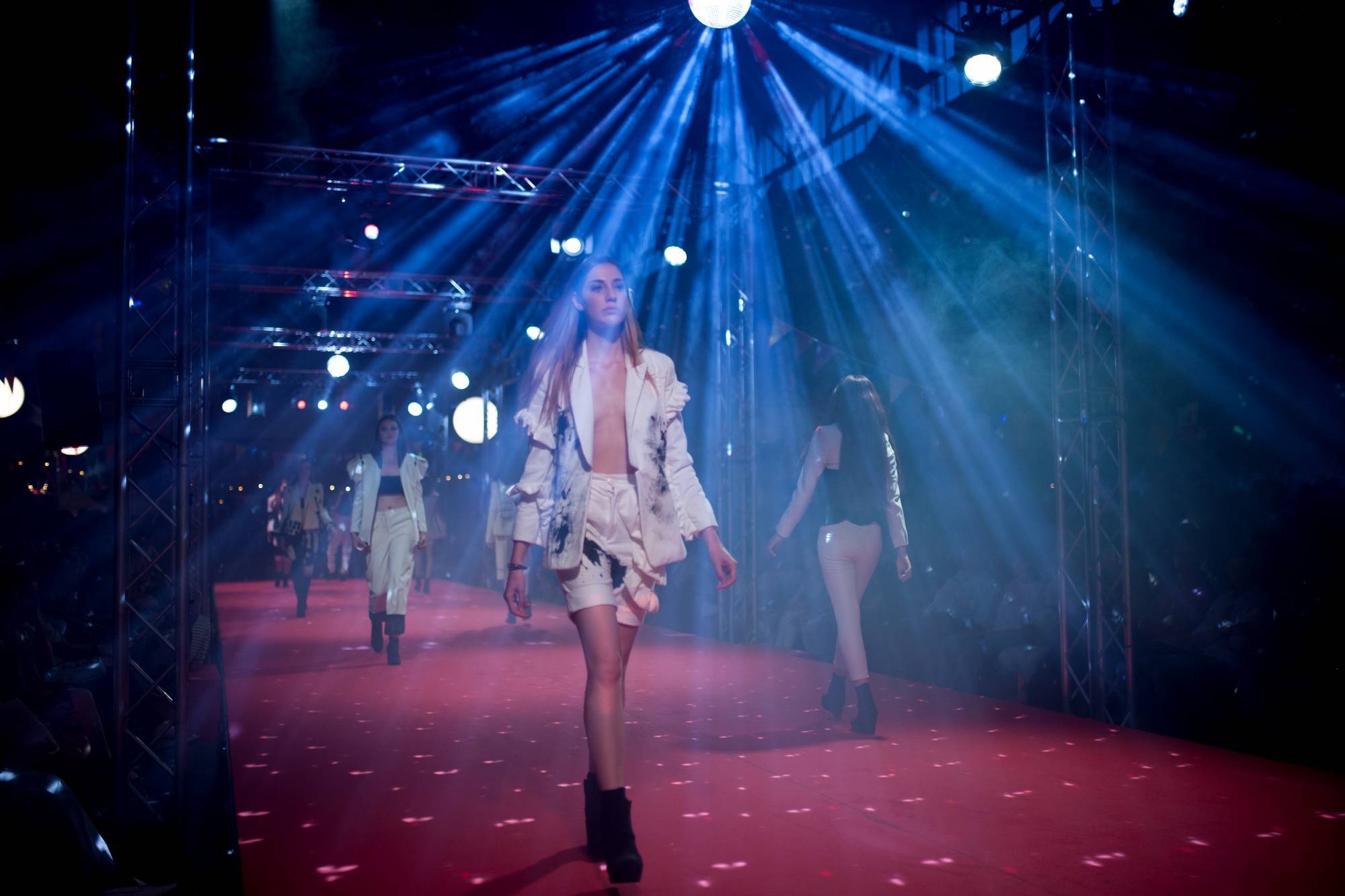 L&Db location boule à facettes pour déliré de mode Lyon