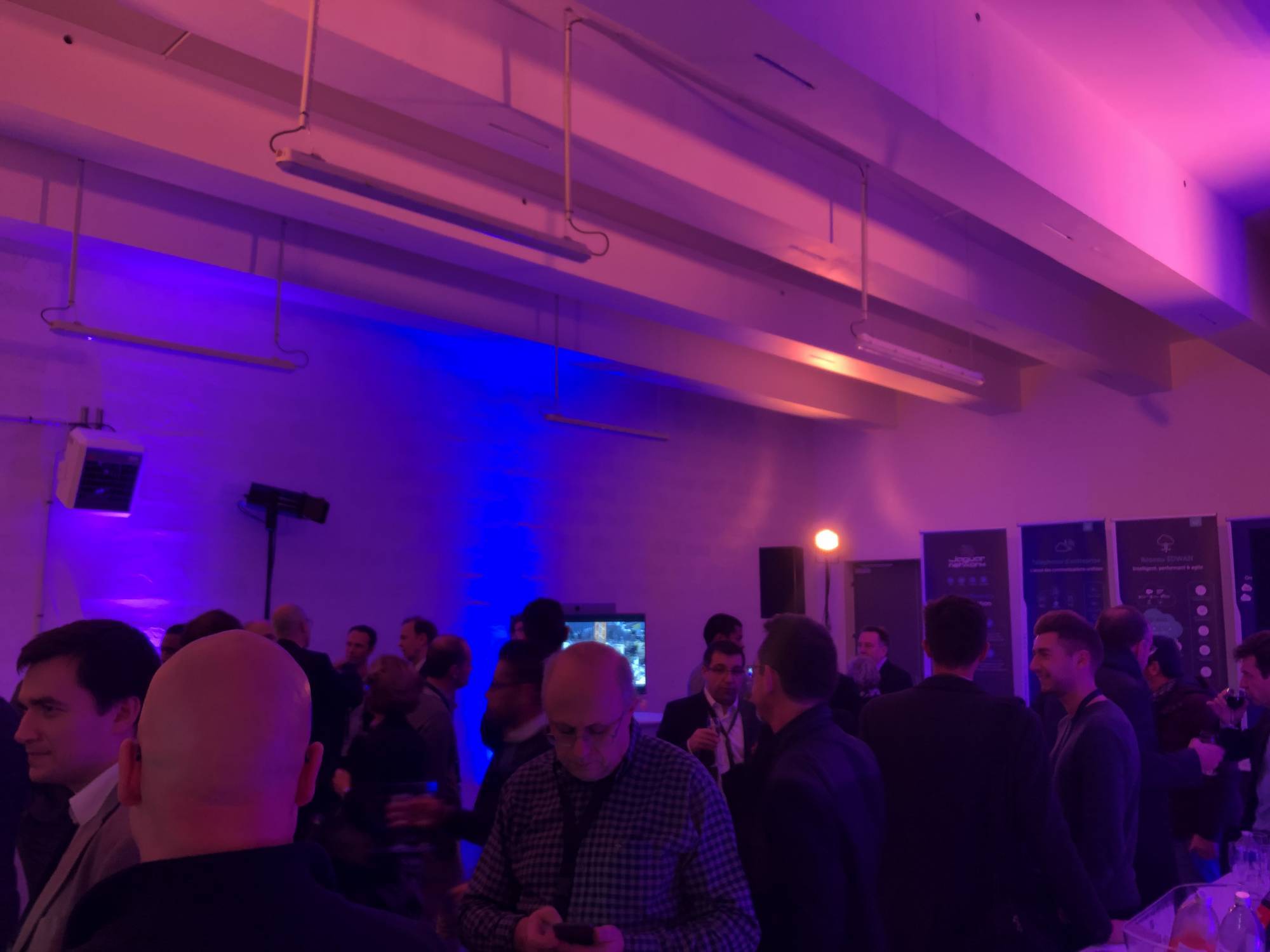 Lumière pour l’inauguration du Datacenter Rock à Bron, DC For Data