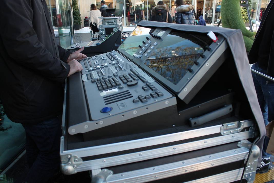 M6 Obsidian The Village Folie Douce