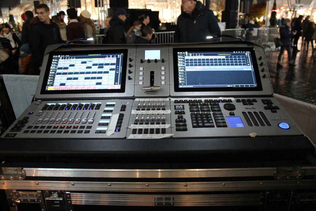 The village M6 Obsidian