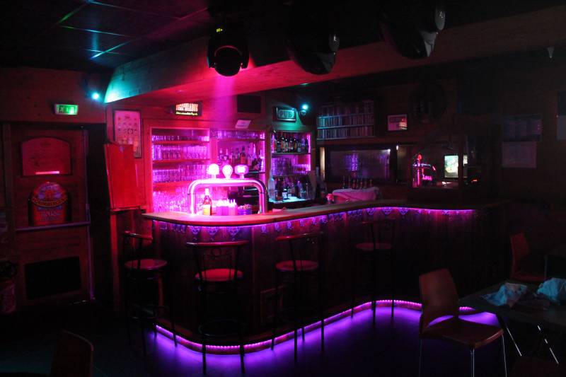 Equipez votre commerce ou local avec les meilleurs systèmes de sonorisation, éclairage et vidéo à Lyon (69)