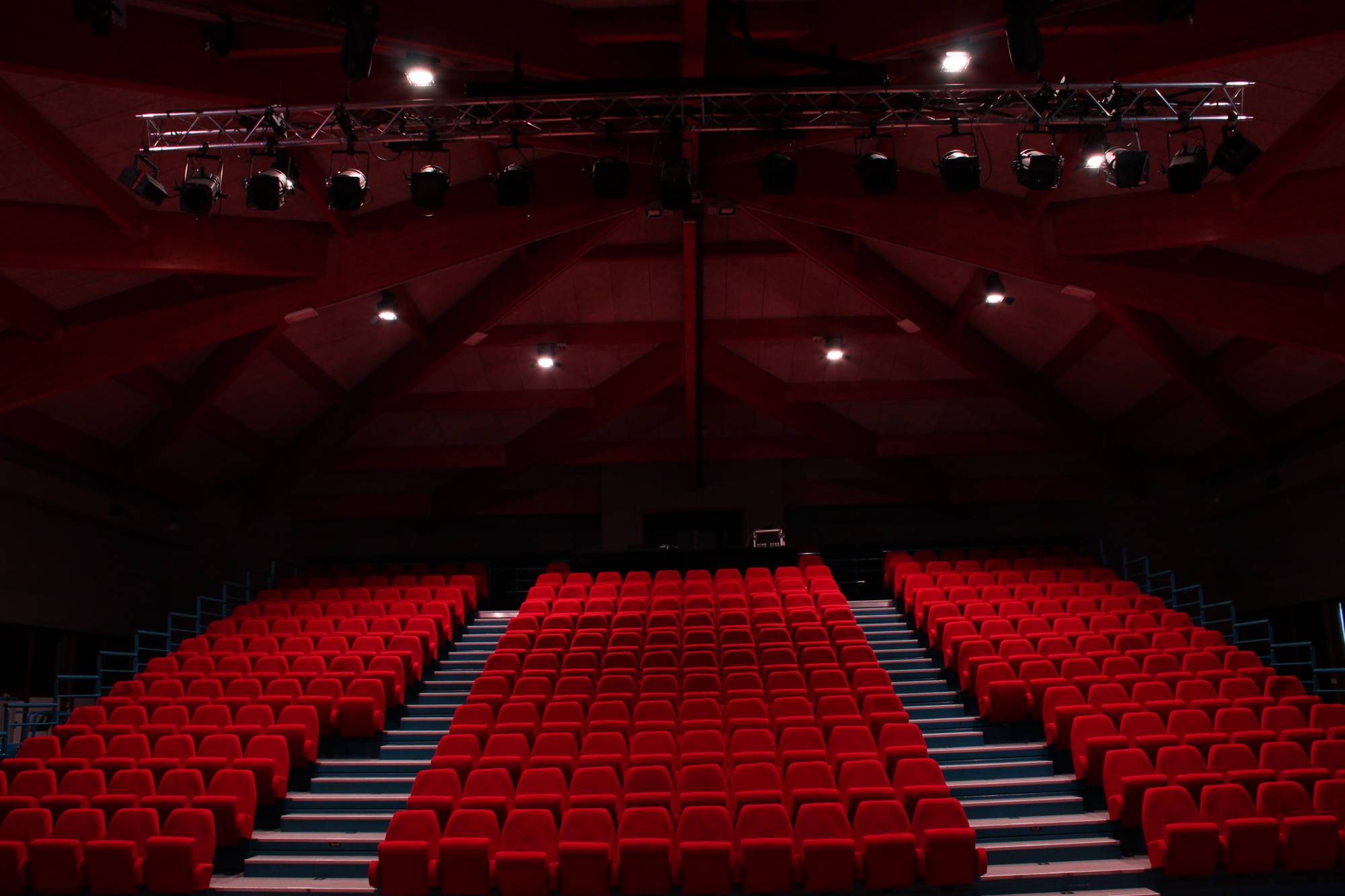 Installation de  projecteurs à LED à Lyon