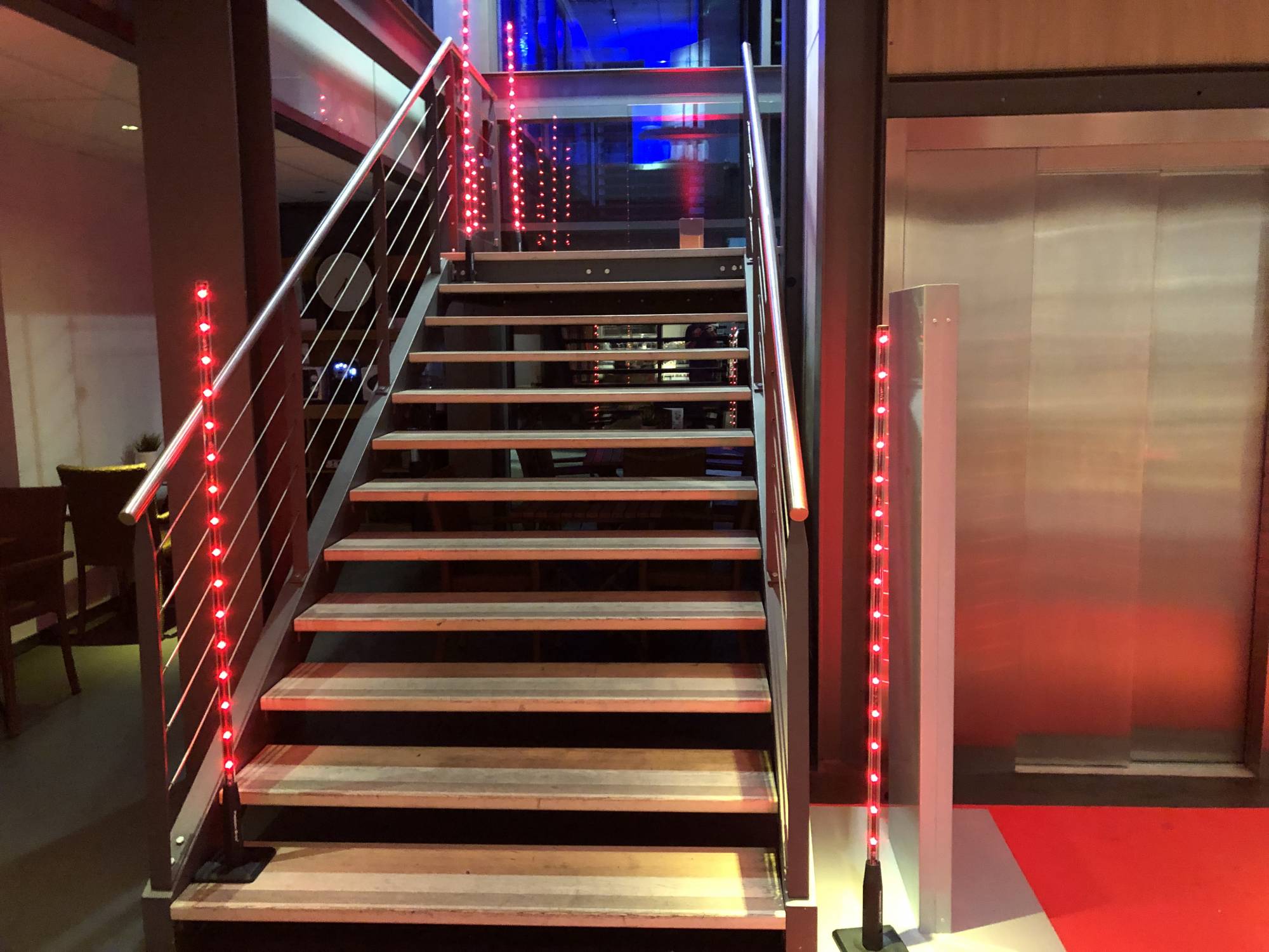 tubes led pour événement Lyon L&Db