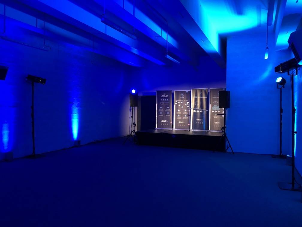 Location de projecteur sur batterie pour événement d'entreprise à Lyon