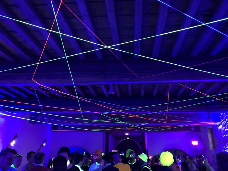 Location de projecteur UV à Brignais