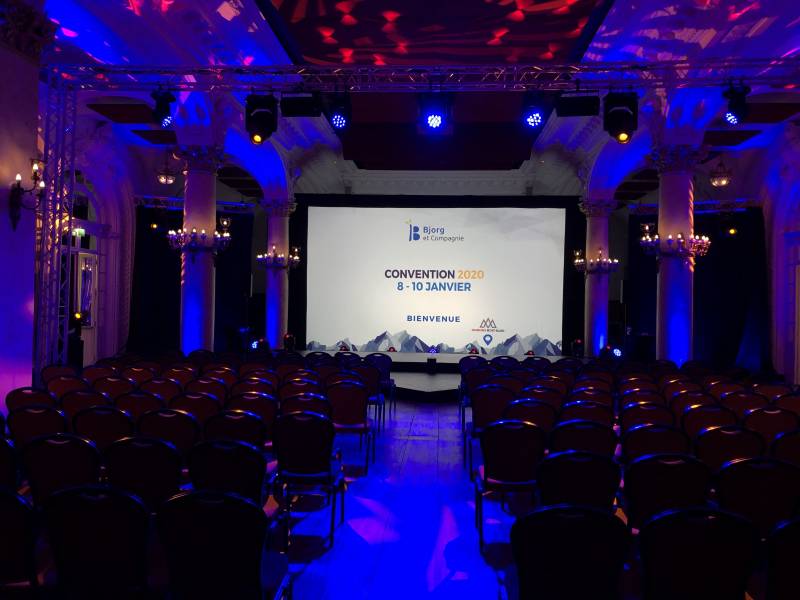 Prestation vidéo avec vidéoprojecteur proche de Lyon