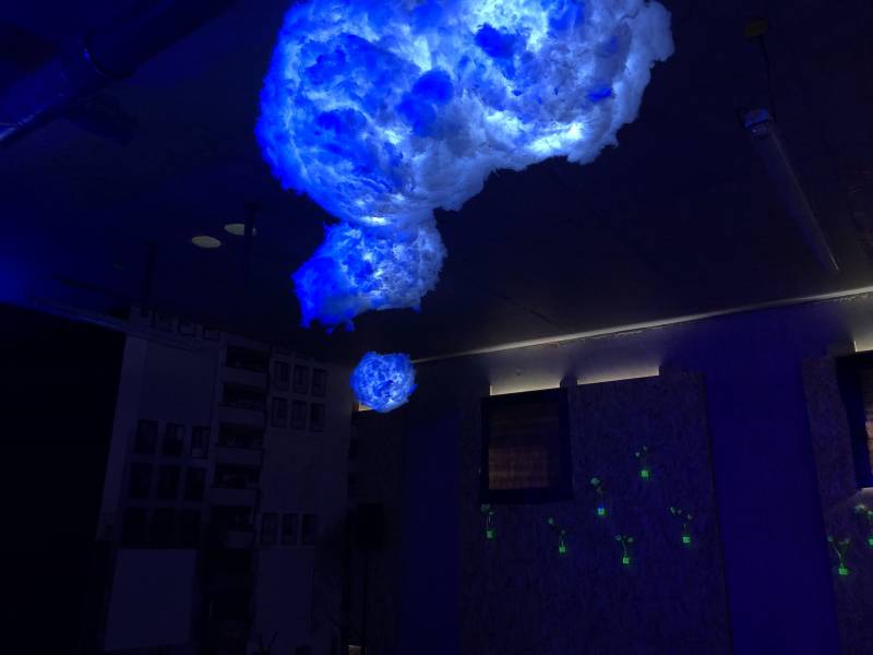 Location de projecteur lumière noire LED à Vourles