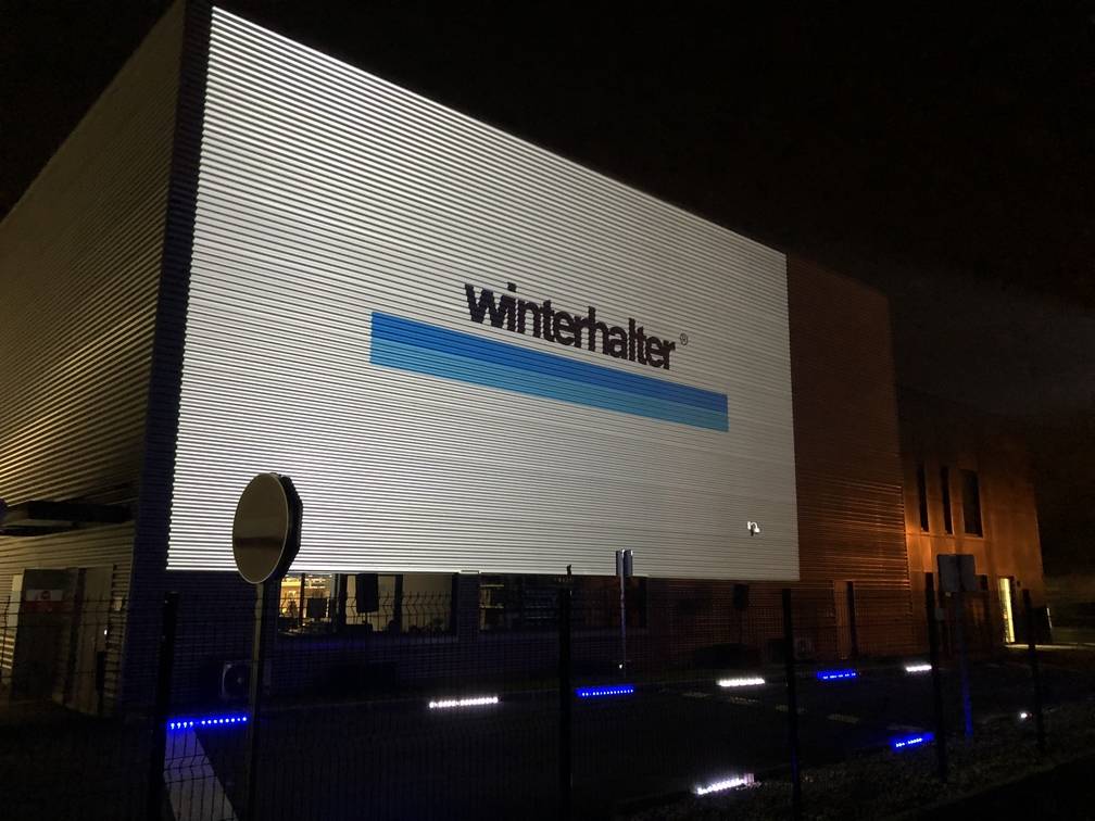 Mise en lumière de l'accès d'une entreprise pour un événement à Lyon