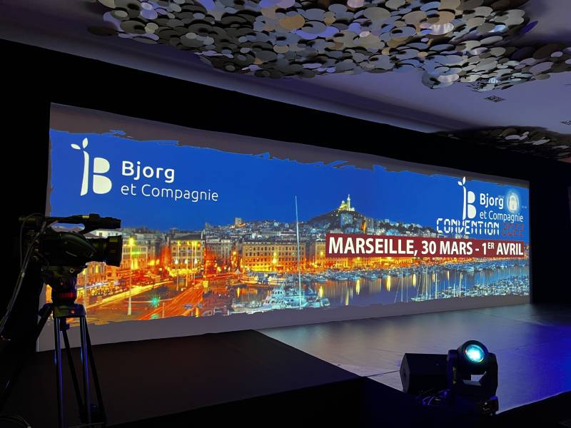 Location de mélangeur vidéo Aquilon C Analog Way en France