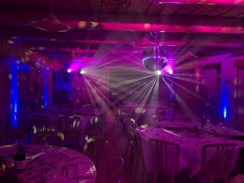 Location de boule à facette pour particulier à Brignais proche de Lyon