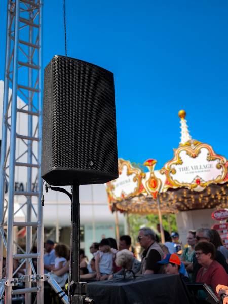 Location sono Lyon : faut-il un technicien sur place lors d'un événement ? Quand et pourquoi ?