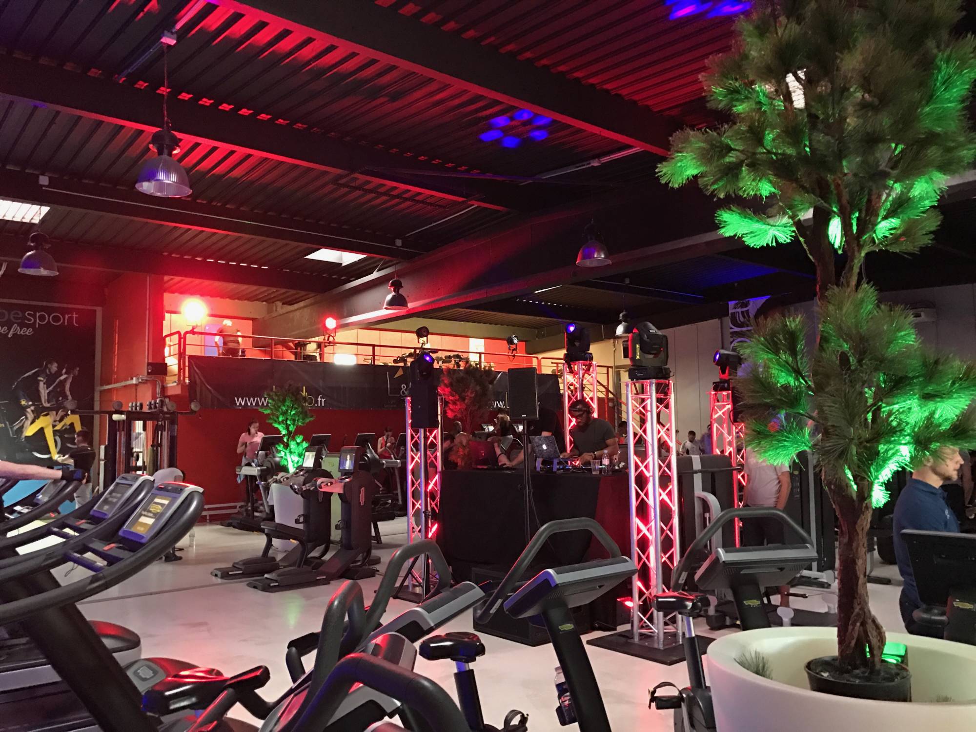 Location de structure scénique aluminium lyon