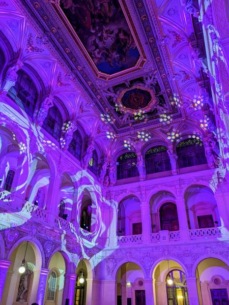 Prestation de projecteur Lyres à Lyon